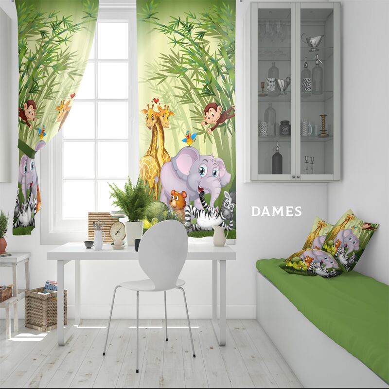 Draperie DAMES camera copii verde din satin imprimata cu model Jungle 